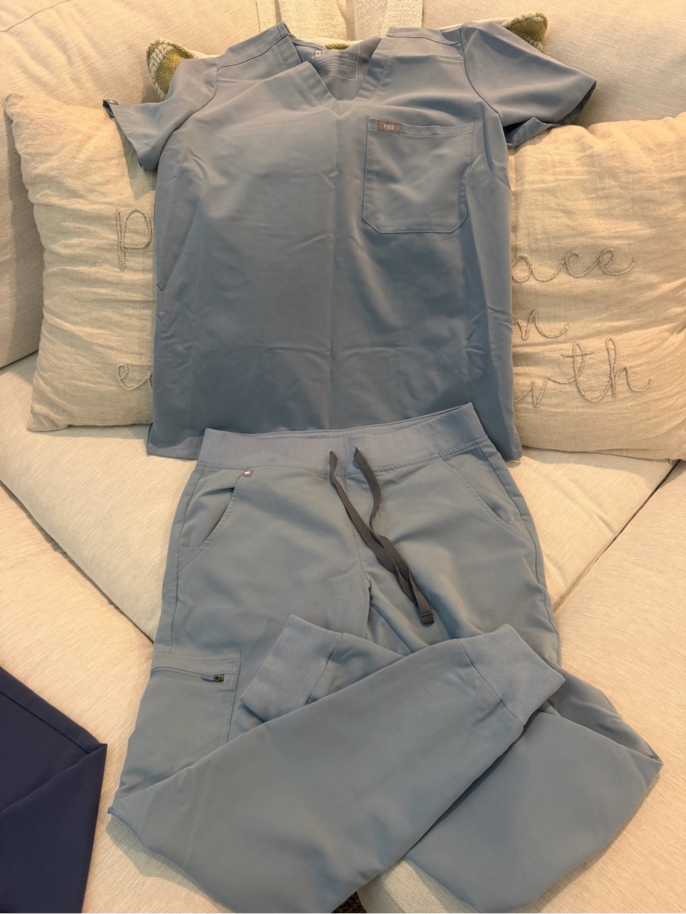Figs Light Blue Scrub Top and Jogger Pants Set